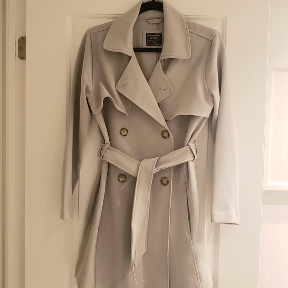 Abercrombie & Fitch Drapey Trench Coat in Mint - Picture 4 of 9